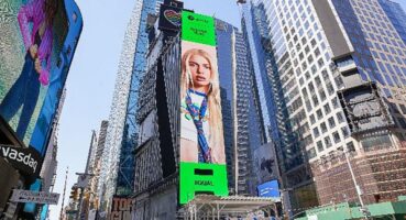 Aleyna Tilki Spotify EQUAL kapsamında iki kez New York Times Square’de boy gösterdi