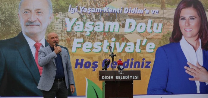 didim-vegfestte-gorkemli-acilis.jpg