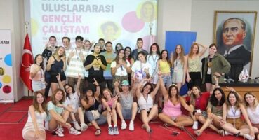 Bayraklı’da ‘Uluslararası Gençlik Festivali’ başladı