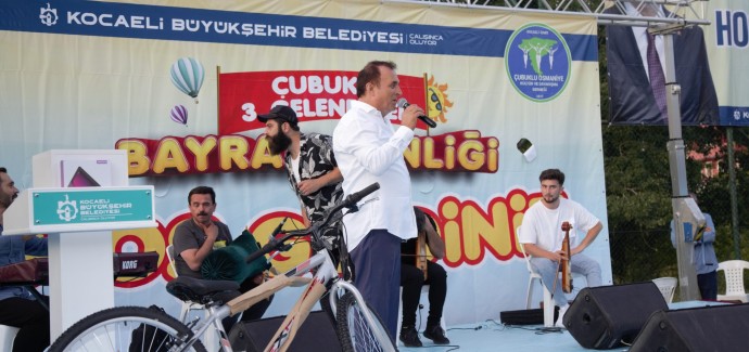 cubuklu-osmaniye-de-3-geleneksel-bayram-coskusu-yasandi.jpg