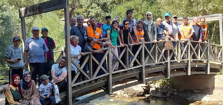 bozkir-aygir-selalesi-yaz-aylarinda-doga-severlerin-yogun-ugrak-noktasi-oldu.jpg