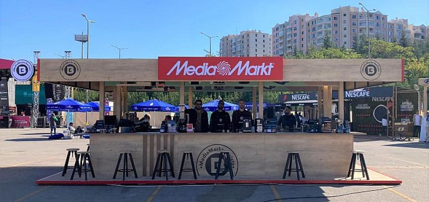 mediamarkt-kahve-severlerle-bir-araya-geliyor.jpg