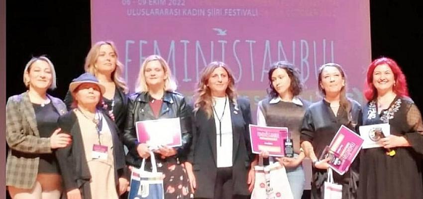 istanbulda-feministanbul-ruzgari-esti.jpg